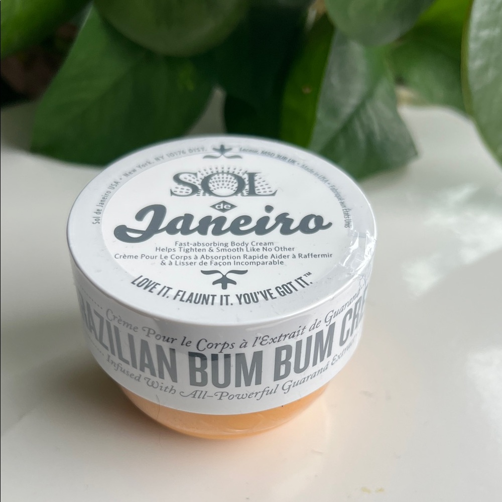 Sol de Janeiro Body Cream in White and Cream Jar